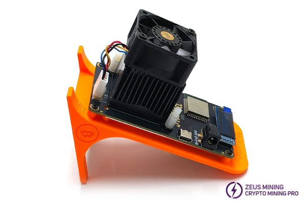 Bitaxe Gamma 601 1.2T SOLO Miner - Image 4